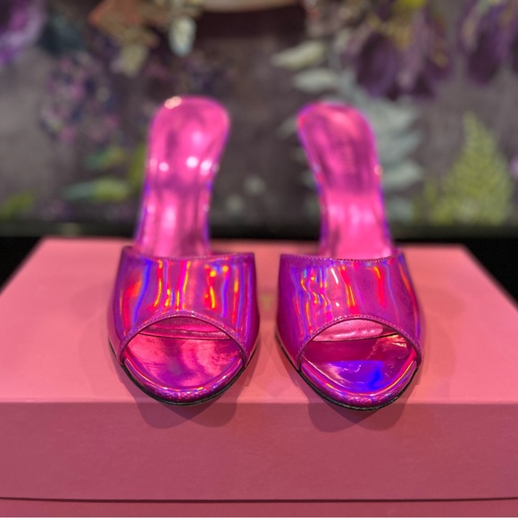 ✨✨NWT✨✨ BARBIECORE Paris Texas Prisma Fuchsia mules - Picture 3 of 8